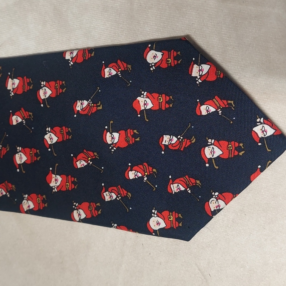 "Golfing Santa" Novelty Silk Necktie by Alynn Neckwear Men's Tie EUC